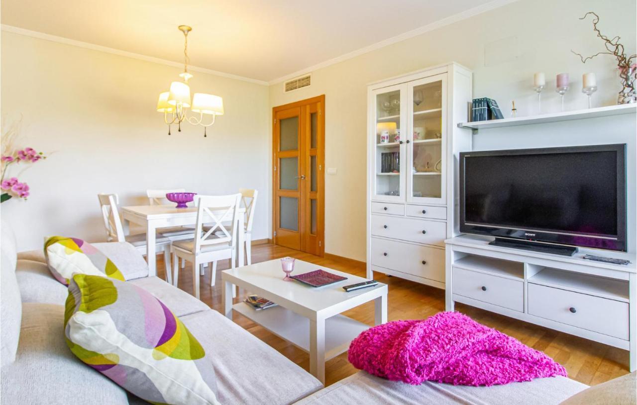 Beautiful Apartment In Санта Пола Экстерьер фото